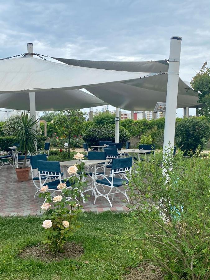Hotel President Golem  Eksteriør billede