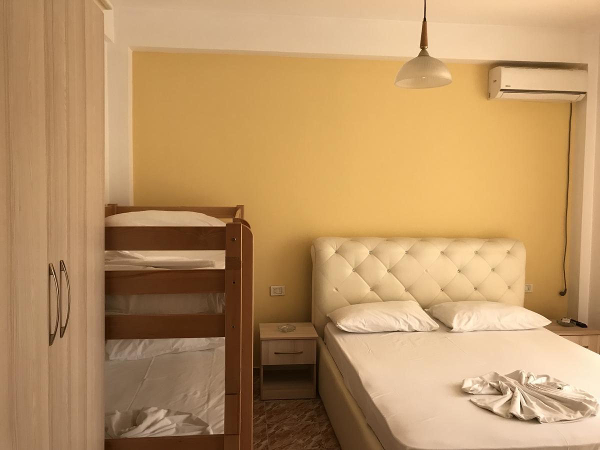 Hotel President Golem  Eksteriør billede